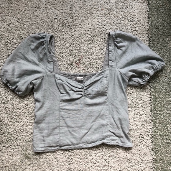 Abercrombie & Fitch Tops - Abercrombie Short Sleeved Linen Cinched Back Top